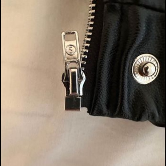 Black XS SHEIN Jacket - Picture 6 of 10